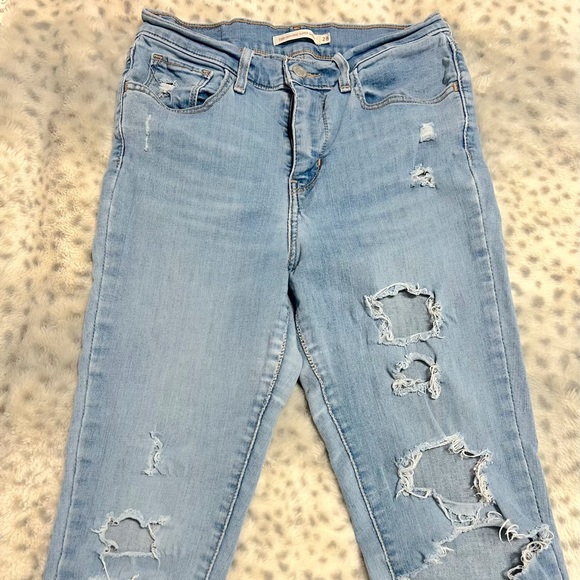 Levi’s Women’s Jeans - Picture 5 of 5